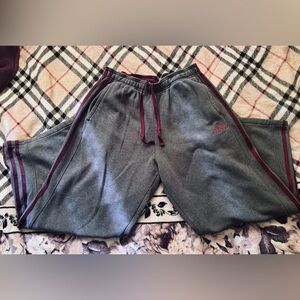 Men’s Adidas Gray and Burgundy Wide Legged Sweats Size L